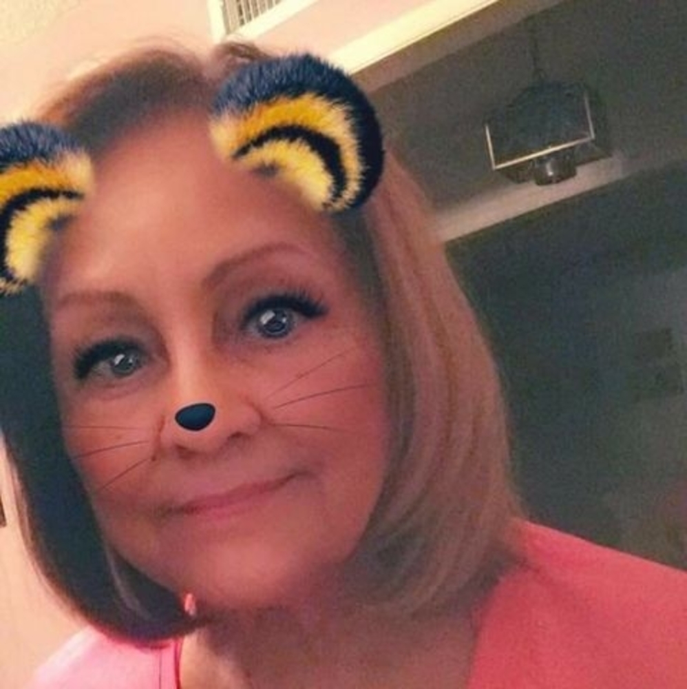 Meet your Posher, Andrea